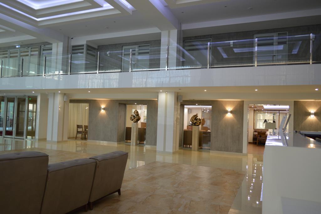 Apart Hotel 92/2 Караганда Екстер'єр фото