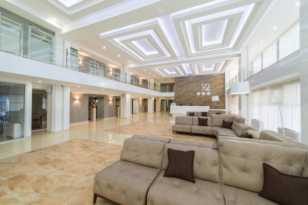 Apart Hotel 92/2 Караганда Екстер'єр фото