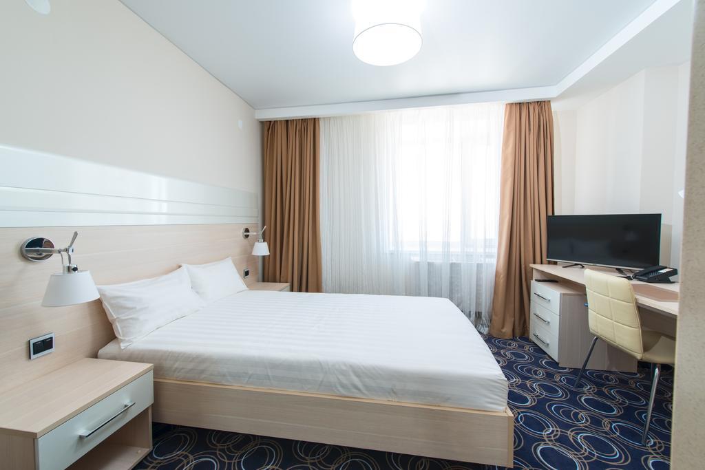 Apart Hotel 92/2 Караганда Екстер'єр фото